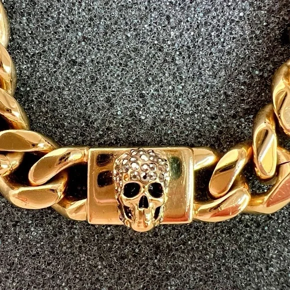 Alexander McQueen Gold Chain Necklace Choker with Crystal Skull - Picture 10 of 11